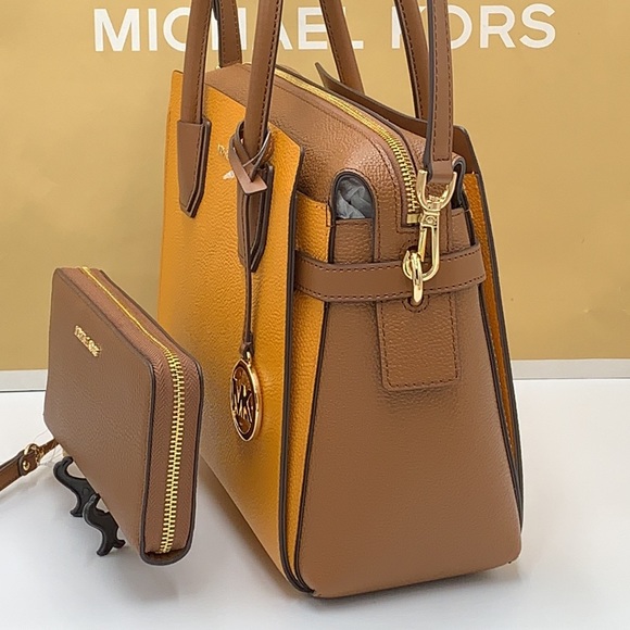 MICHAEL KORS MERCER MEDIUM TOP ZIP BELTED SATCHEL & LARGE CONTINENTAL WALLET - Picture 3 of 16